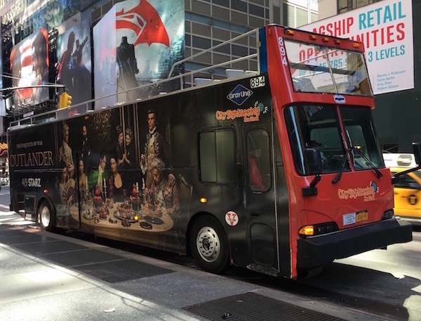 Outlander bus 02